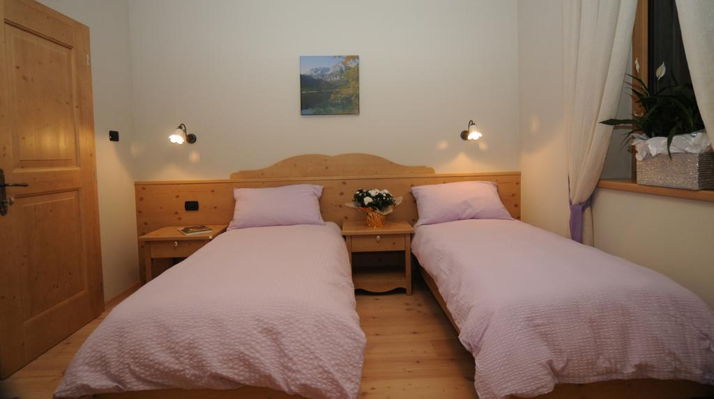 Agritur Primo Sole Villa Cles Room photo