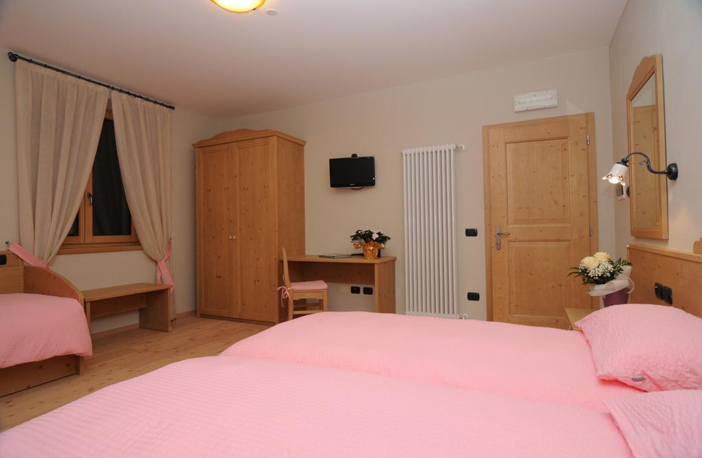 Agritur Primo Sole Villa Cles Room photo